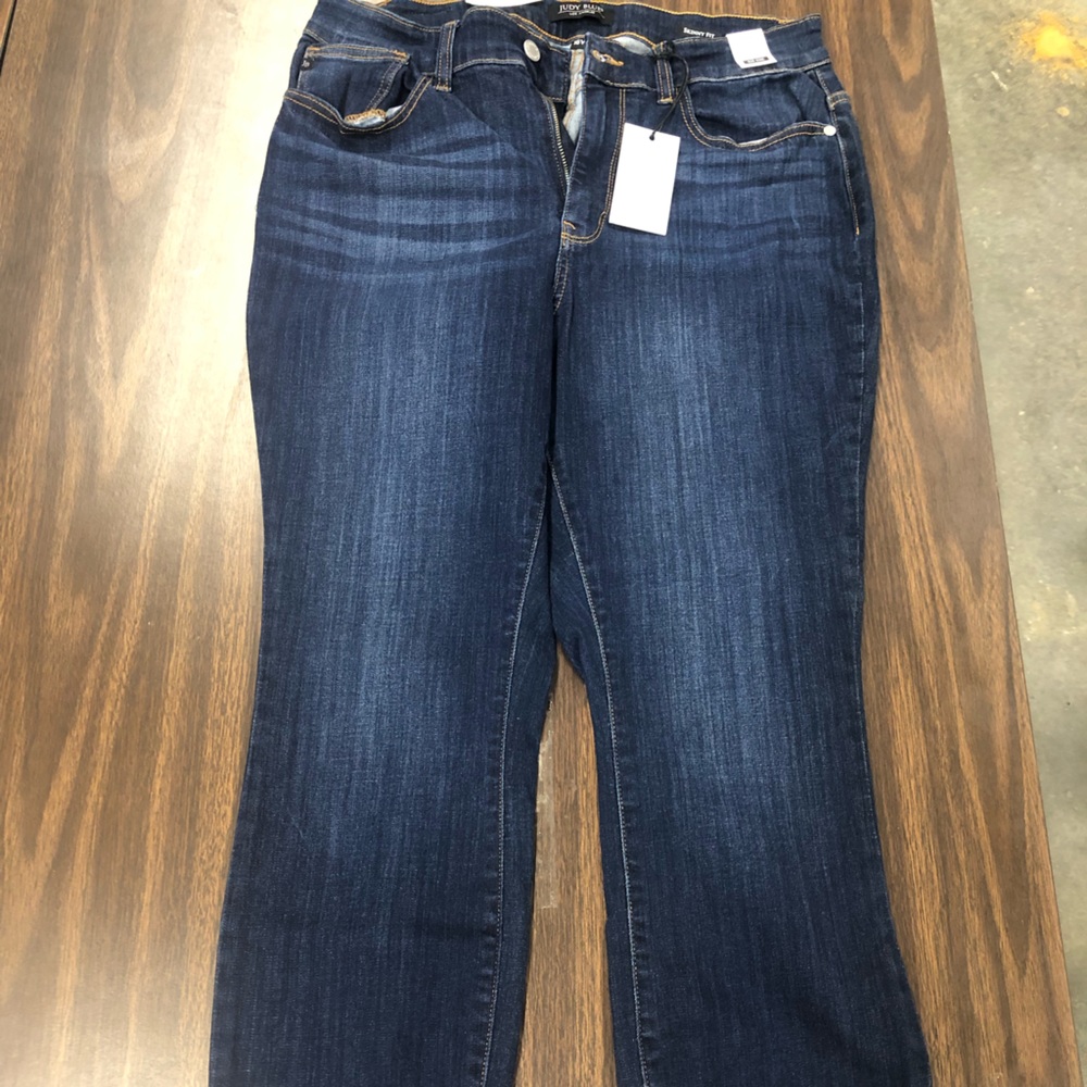 Judy Blue Skinny Crop